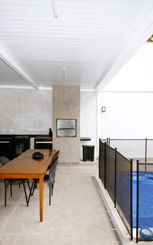 Casa à venda com 380m², 4 quartos e 4 vagasÁrea comum