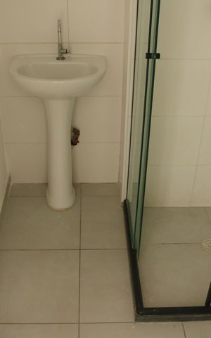 Apartamento à venda com 42m², 2 quartos e sem vagaBanheiro