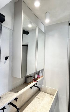 Apartamento à venda com 70m², 1 quarto e 1 vaga Apartamento à venda com 70m², 1 quarto e 1 vagaPia