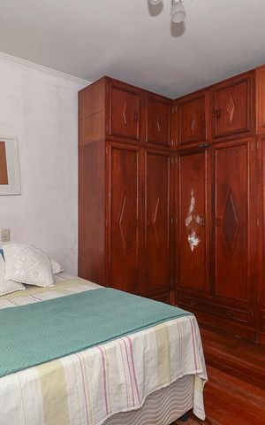 Casa à venda com 178m², 3 quartos e 2 vagasQuarto Suíte