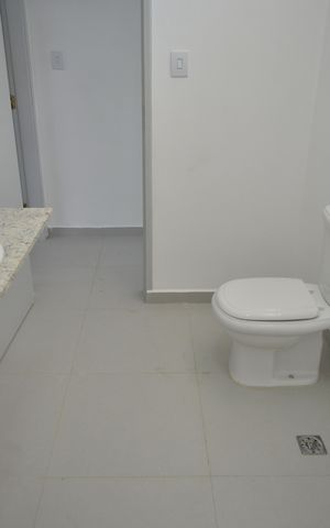 Casa à venda com 168m², 3 quartos e 2 vagasBanheiro Social