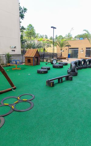 Apartamento à venda com 47m², 2 quartos e 1 vaga Apartamento à venda com 47m², 2 quartos e 1 vagaÁrea comum - Playground