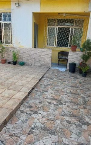 Casa à venda com 292m², 2 quartos e 3 vagasÁrea externa