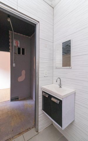 Casa para alugar com 100m², 2 quartos e sem vagaBanheiro
