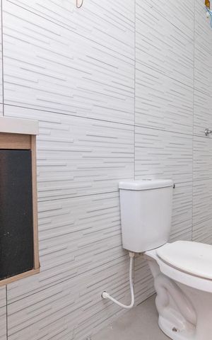 Casa para alugar com 100m², 2 quartos e sem vagaBanheiro da Suíte
