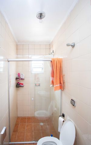 Casa à venda com 253m², 4 quartos e 3 vagasBanheiro Casa 2