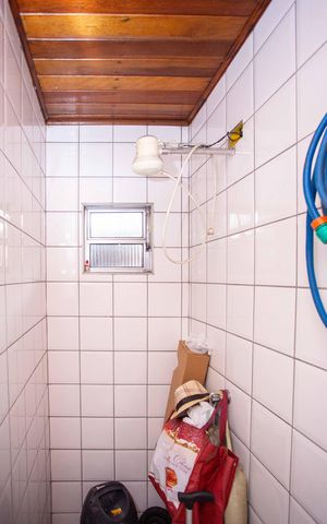 Casa à venda com 253m², 4 quartos e 3 vagasLavabo