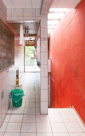 Casa à venda com 253m², 4 quartos e 3 vagasQuintal