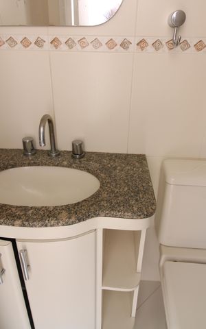 Apartamento à venda com 57m², 2 quartos e 1 vagaBanheiro Social