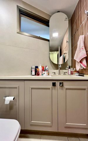 Apartamento à venda com 185m², 3 quartos e 2 vagas Apartamento à venda com 185m², 3 quartos e 2 vagasBanheiro