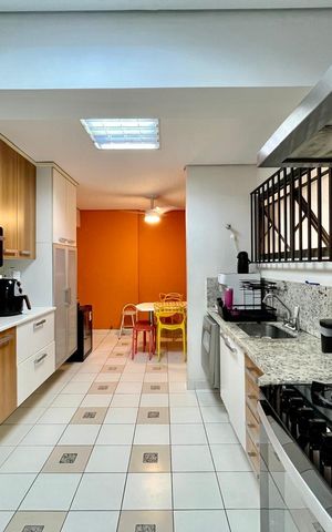Apartamento à venda com 185m², 3 quartos e 2 vagas Apartamento à venda com 185m², 3 quartos e 2 vagasCozinha