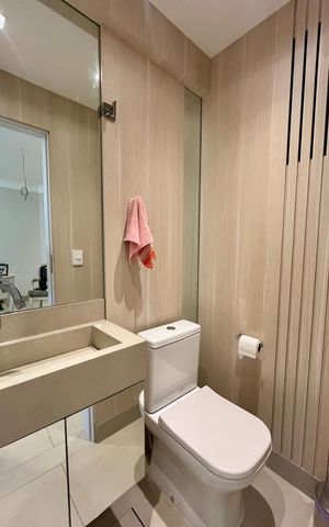 Apartamento à venda com 185m², 3 quartos e 2 vagas Apartamento à venda com 185m², 3 quartos e 2 vagasLavabo