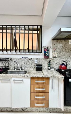 Apartamento à venda com 185m², 3 quartos e 2 vagas Apartamento à venda com 185m², 3 quartos e 2 vagasCozinha