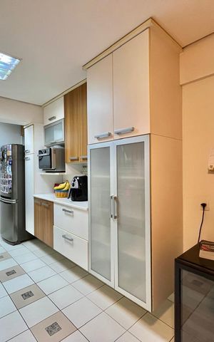 Apartamento à venda com 185m², 3 quartos e 2 vagas Apartamento à venda com 185m², 3 quartos e 2 vagasCozinha