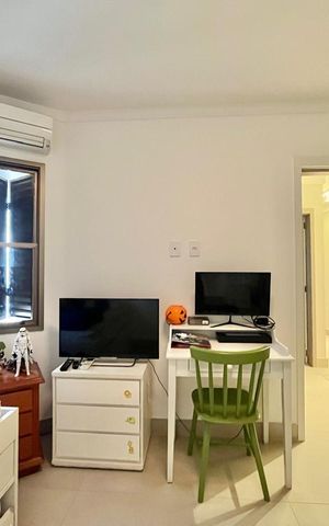 Apartamento à venda com 185m², 3 quartos e 2 vagas Apartamento à venda com 185m², 3 quartos e 2 vagasQuarto 2