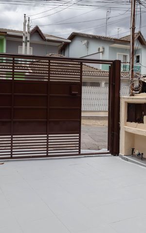 Casa para alugar com 150m², 3 quartos e 2 vagas Casa para alugar com 150m², 3 quartos e 2 vagasGaragem