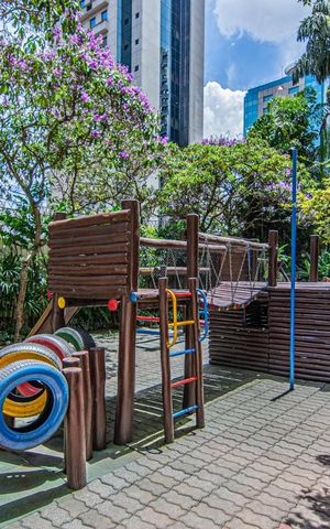 Apartamento à venda com 146m², 3 quartos e 2 vagas Apartamento à venda com 146m², 3 quartos e 2 vagasÁrea externa