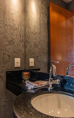 Apartamento à venda com 146m², 3 quartos e 2 vagas Apartamento à venda com 146m², 3 quartos e 2 vagasBanheiro