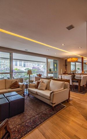 Apartamento à venda com 146m², 3 quartos e 2 vagas Apartamento à venda com 146m², 3 quartos e 2 vagasSala