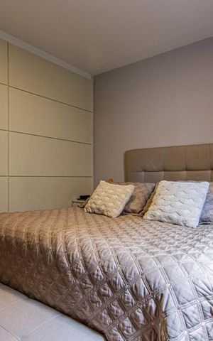 Apartamento à venda com 146m², 3 quartos e 2 vagas Apartamento à venda com 146m², 3 quartos e 2 vagasQuarto 1