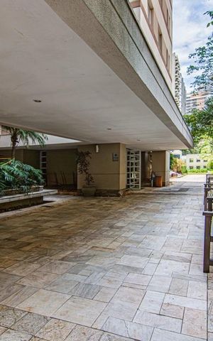 Apartamento à venda com 146m², 3 quartos e 2 vagas Apartamento à venda com 146m², 3 quartos e 2 vagasÁrea externa