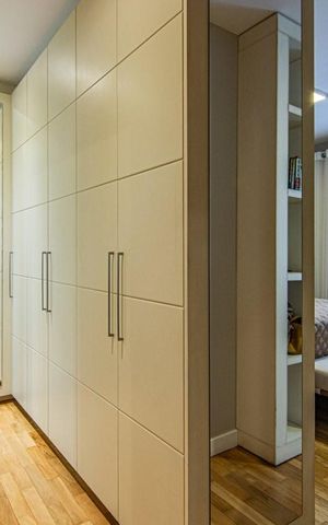 Apartamento à venda com 146m², 3 quartos e 2 vagas Apartamento à venda com 146m², 3 quartos e 2 vagasCloset