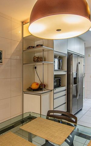 Apartamento à venda com 146m², 3 quartos e 2 vagas Apartamento à venda com 146m², 3 quartos e 2 vagasCozinha