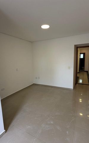 Casa à venda com 178m², 3 quartos e sem vaga
