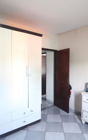 Casa à venda com 327m², 3 quartos e 3 vagasQuarto 3
