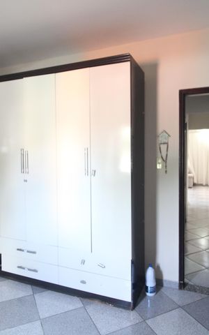 Casa à venda com 327m², 3 quartos e 3 vagasQuarto 3