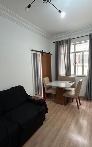 Casa à venda com 50m², 2 quartos e sem vagaSala