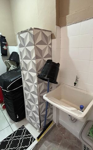 Casa à venda com 50m², 2 quartos e sem vagaÁrea de Serviço