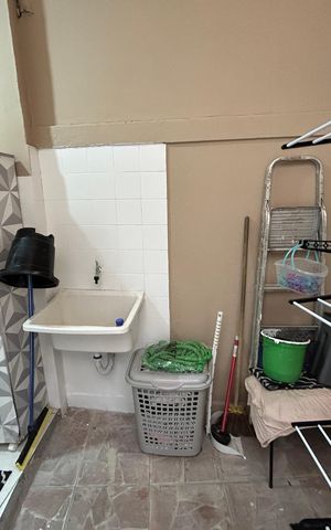 Casa à venda com 50m², 2 quartos e sem vagaÁrea de Serviço