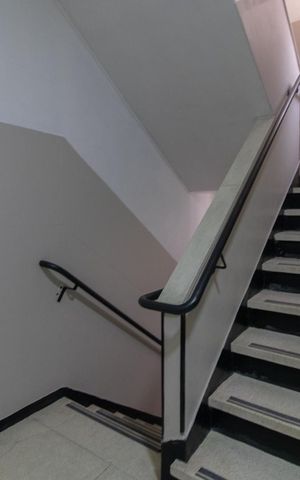 Apartamento à venda com 103m², 3 quartos e sem vagaEscadas