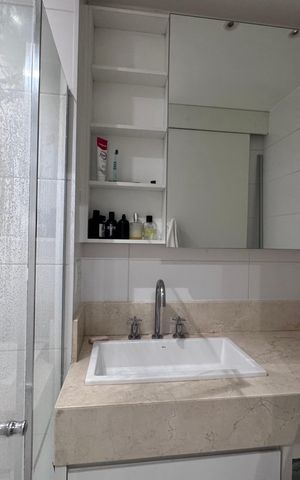 Apartamento à venda com 150m², 3 quartos e 2 vagas Apartamento à venda com 150m², 3 quartos e 2 vagasSuíte - Banheiro