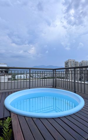 Apartamento à venda com 150m², 3 quartos e 2 vagas Apartamento à venda com 150m², 3 quartos e 2 vagasVaranda / Terraço