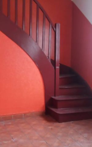 Casa à venda com 200m², 2 quartos e 4 vagas