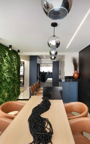 Apartamento à venda com 237m², 4 quartos e 5 vagas
