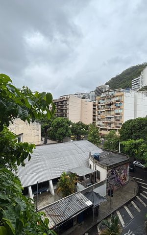 Apartamento à venda com 130m², 3 quartos e 1 vagaVaranda da sala - vista