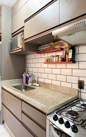 Apartamento à venda com 72m², 2 quartos e 2 vagasCozinha