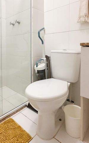 Apartamento à venda com 72m², 2 quartos e 2 vagasBanheiro da Suíte