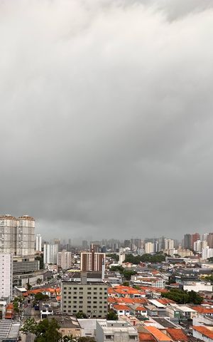 Apartamento à venda com 72m², 2 quartos e 2 vagasVista da suíte 