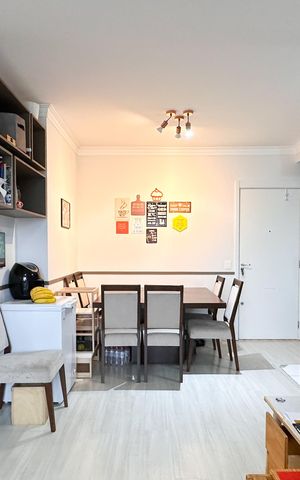 Apartamento à venda com 72m², 2 quartos e 2 vagasSala
