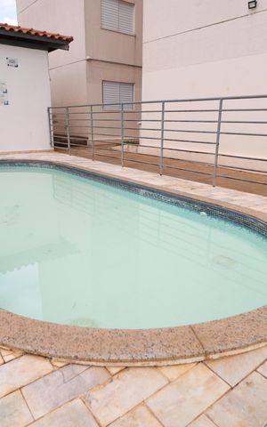 Apartamento para alugar com 60m², 2 quartos e 1 vagaÁrea comum - Piscina