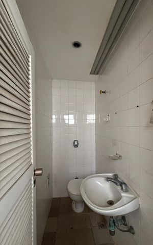 Apartamento à venda com 500m², 5 quartos e 3 vagas Apartamento à venda com 500m², 5 quartos e 3 vagasBanheiro social 2