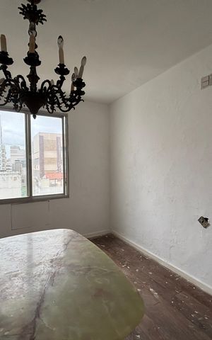 Apartamento à venda com 500m², 5 quartos e 3 vagas Apartamento à venda com 500m², 5 quartos e 3 vagasQuarto