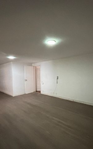 Apartamento à venda com 500m², 5 quartos e 3 vagas Apartamento à venda com 500m², 5 quartos e 3 vagasÁrea comum - salão de festas