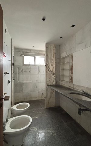Apartamento à venda com 500m², 5 quartos e 3 vagas Apartamento à venda com 500m², 5 quartos e 3 vagasSuite 2