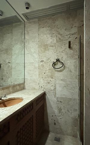 Apartamento à venda com 500m², 5 quartos e 3 vagas Apartamento à venda com 500m², 5 quartos e 3 vagasBanheiro social