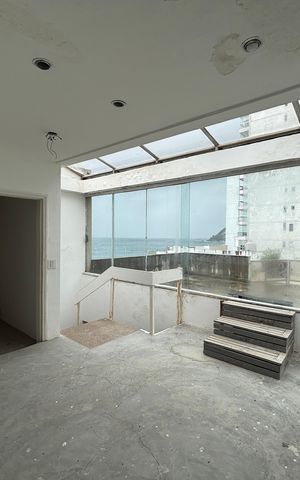 Apartamento à venda com 500m², 5 quartos e 3 vagas Apartamento à venda com 500m², 5 quartos e 3 vagasCobertura